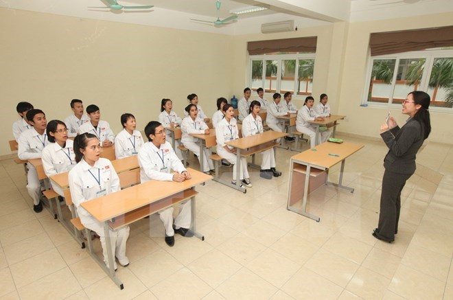 Xuất Khẩu Lao Động Nợ Phí